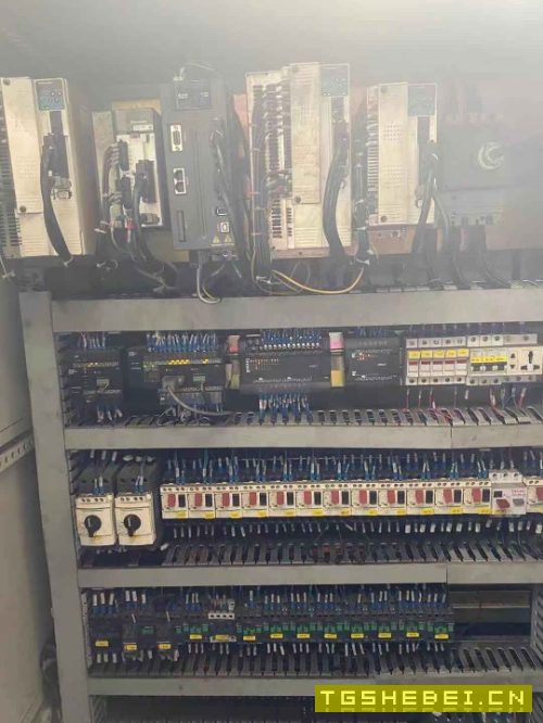 在位出售桂北1600X6000龙门导轨磨