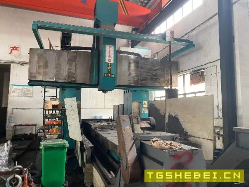出售：威海华东3022数控龙门铣一台