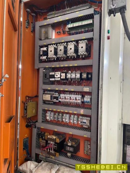 出售:昆明TX6113C/2,工作台16001800行程2/2/2米