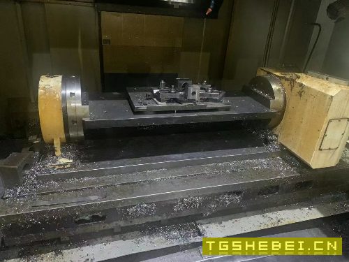 出售:同款两台台湾原装威立1680数控铣