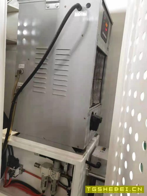 出售：同款两台2015年盛鸿大业1160加工中心