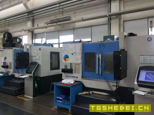 出售：同款两台海天1060数控铣床