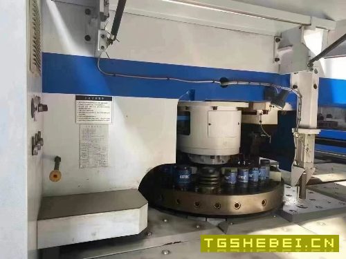 出售:亚威HPE-3048伺服数控转塔冲床