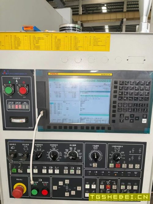 准新三众1600数控立车