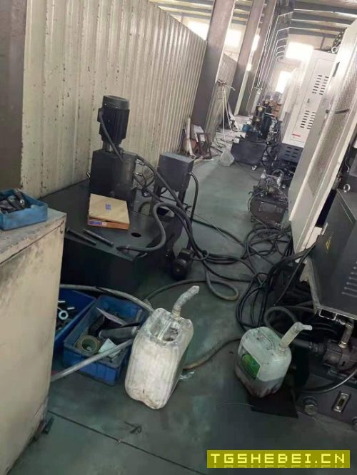 打包友佳800,两台,带中心出水,排屑机,