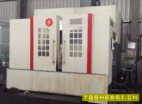 DB-913