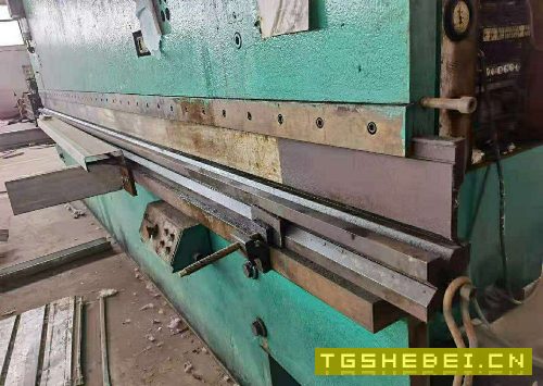 南京周宇160T6米折弯机,重量17吨多