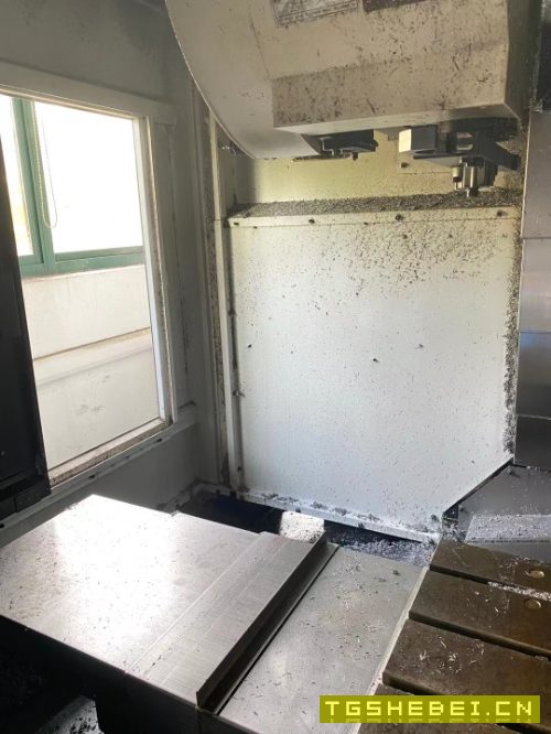 出售:深圳华群850加工中心一台