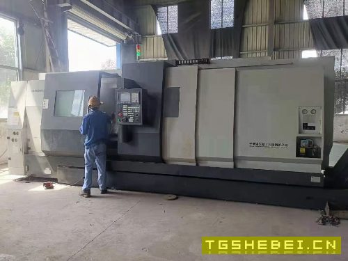 出售:2015年海天TC40×2750重型斜轨车床