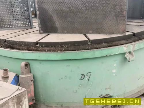 出售英国8米滚齿机