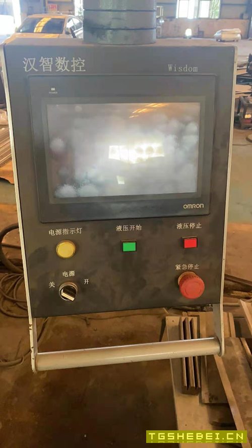 汉智220/3200折弯机