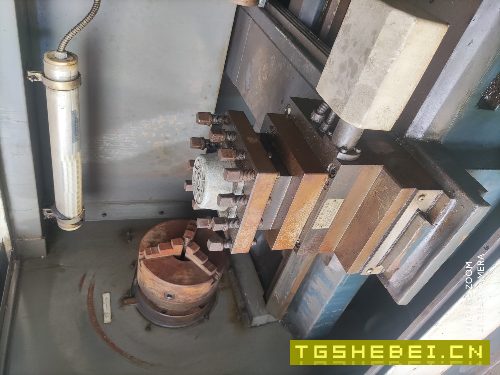 马扎克530,大孔,三档变频,广数980TDb,新机十几万,淡季价格合适,这种.