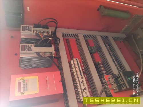马扎克530,大孔,三档变频,广数980TDb,新机十几万,淡季价格合适,这种.
