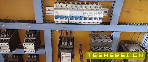 出售6180×3米普车