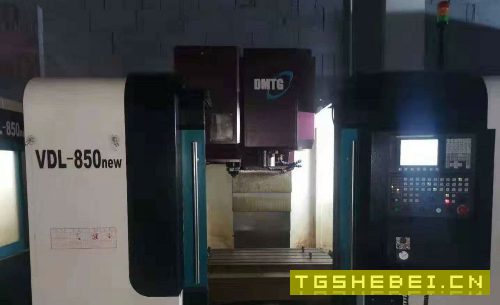 出售大连850加工中心及配件
