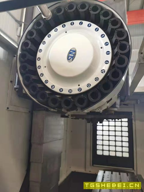出售：浙江江南800立式加工中心