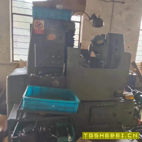 正宗重庆滚齿机Y3150E一台,在位处理。