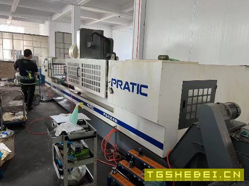 出售:2017年普拉迪PYB4500型材机,铸铁床身,BT40主轴。