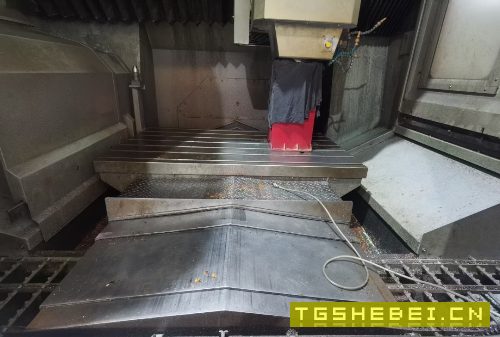 台湾新虎将GT-138V高速加工中心，主轴转速24000rpm，HSK63刀柄24把刀，西门.