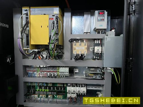 出售:台群856S加工中心,2020年12月份生产,主轴12000转,Y轴45滚柱线轨。