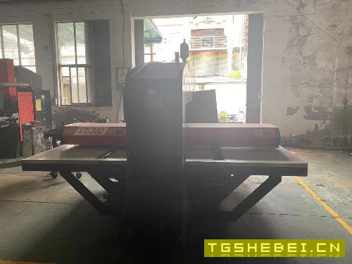 出售：金方圆vt300小台面数控转塔冲床