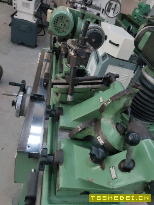 出售咸阳产MA6025万能工具磨床