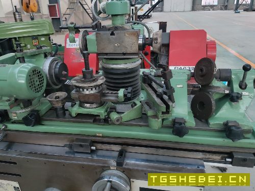 出售咸阳产MA6025万能工具磨床