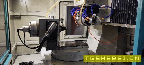 出售2018年五轴数控工具磨床