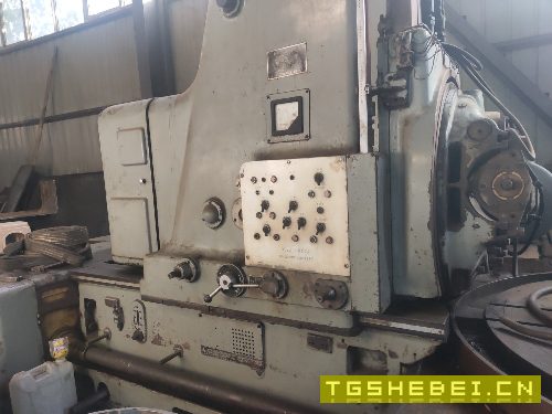 出售武重Y320滚齿机