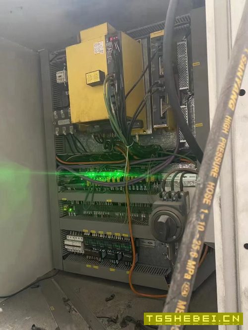 出售:同款三台台伟1160立式加工中心
