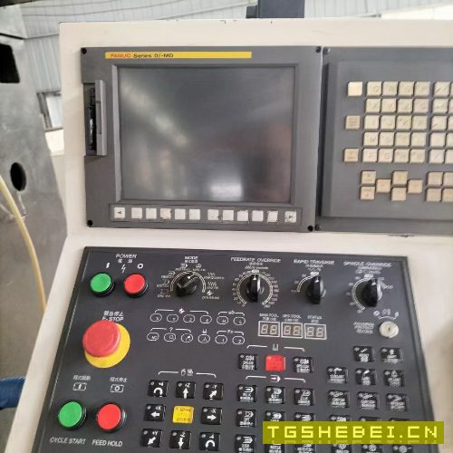 出售华群3022龙门一台