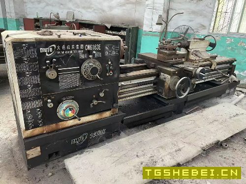 出售大连6163×2米普车一台