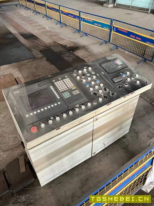 精品齐重8米数控双柱立式车床型号:DVT800×50/100Q-NC