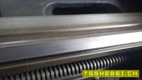 出售：沈阳62501500车床，机器很好。
