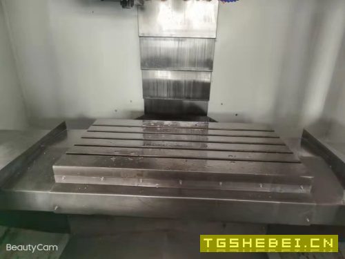 到货同款两台德扬850加工中心