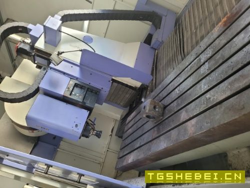 出售17年2550型材加工中心BT40主轴