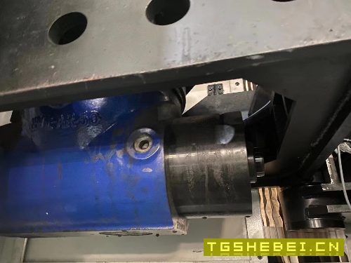 纽威1530龙门加工中心
