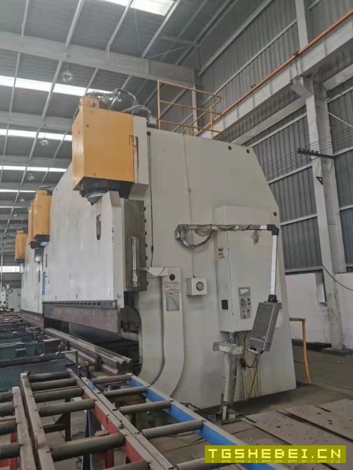 黄石1600吨12米双机联动折弯机铁价钱处理