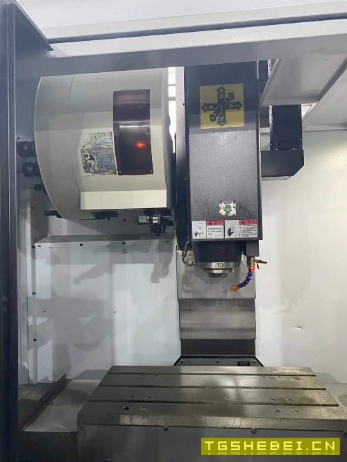 出售：2019年华群850加工中心一台
