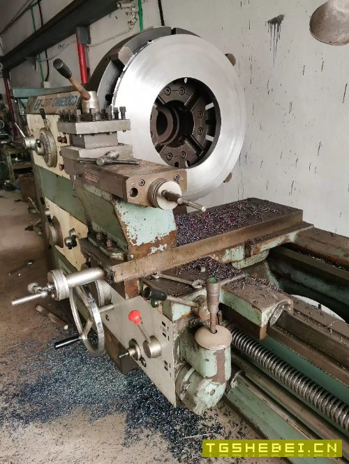 兰州62100车床,导轨550mm,可以试车,
