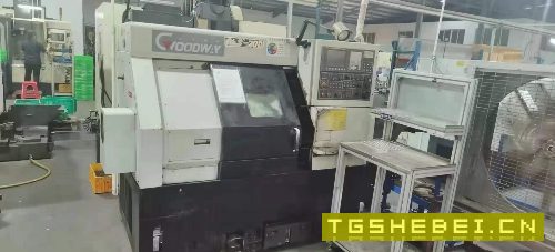 出售：同款5台2013年产程泰GLS200数控车床