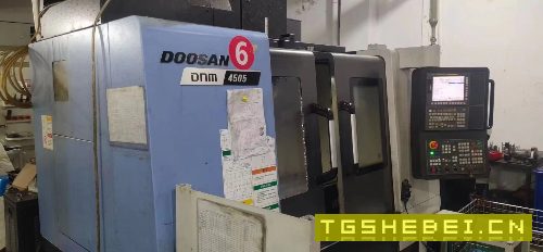 在位处理韩国斗山4505加工中心。2019年发那科高配。基本少用。价格不贵。