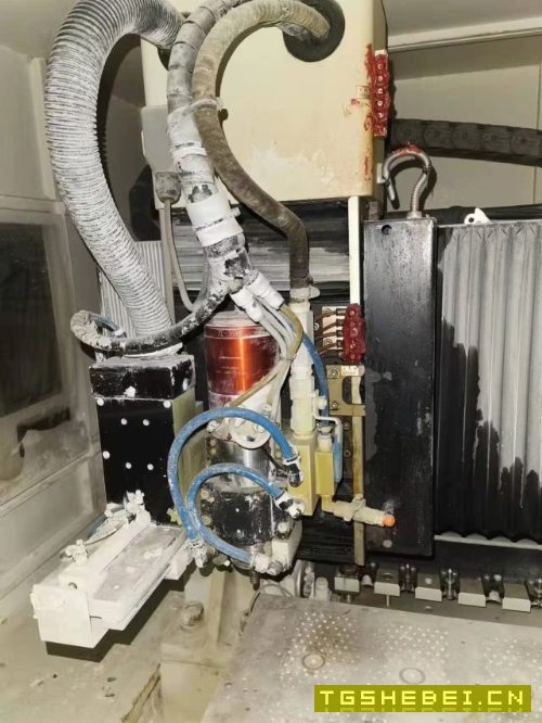 出售多台高速加工玻璃精雕机价格便宜