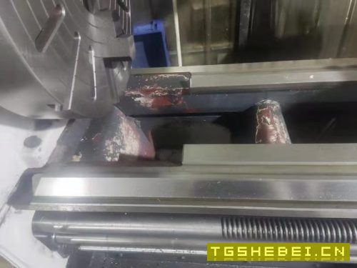 在位出售6180乘1500普车