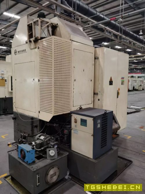 重庆YS3118CNC5五轴数控滚齿机在位出售。