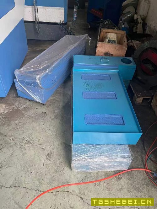 新到全新:广州台佳46和45斜轨车床两台