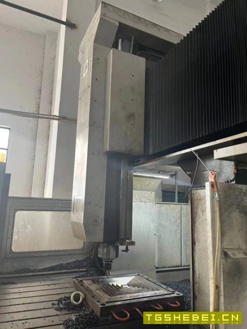 江苏厚道龙门加工中心