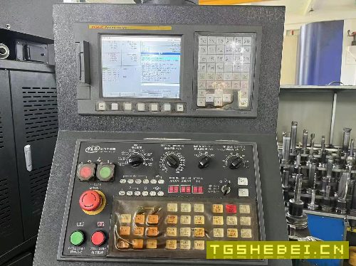出售：2018年雅力士2015小龙门一台，发那科MF系.
