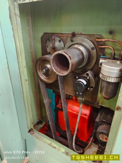 便宜处理同款三台数控车床