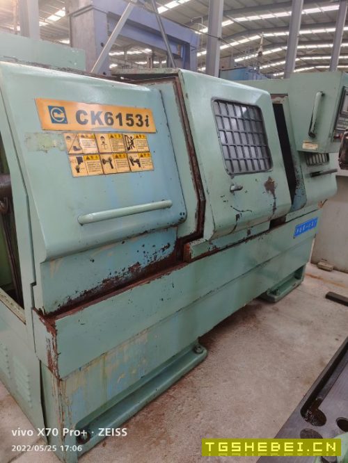 便宜处理同款三台数控车床